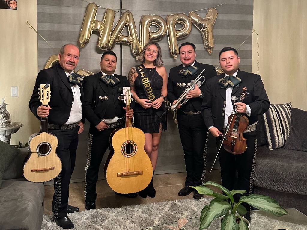 Plan Eclipse Mariachi Tierra Nueva - Mariachis en Orlando